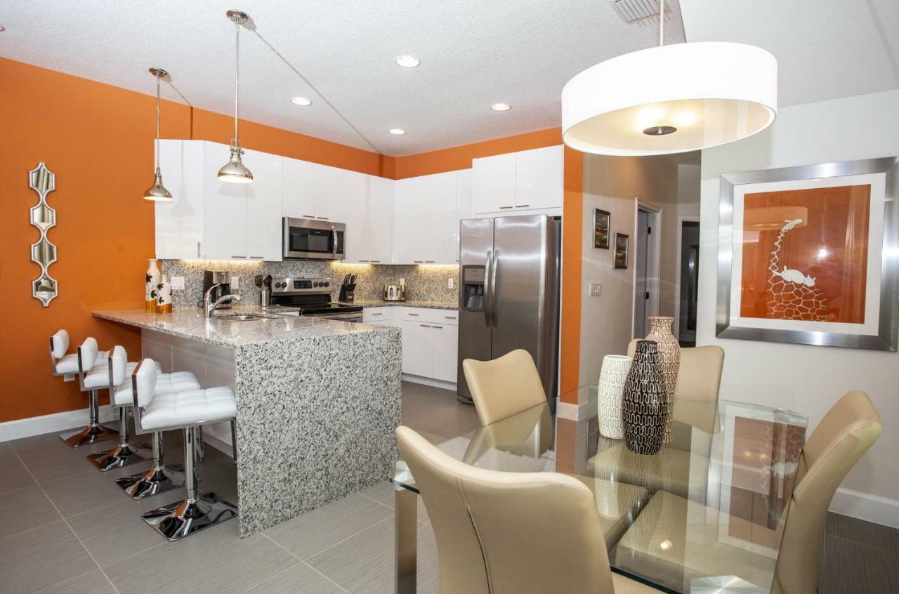 New And Modern Villa Near Disneyオーランド エクステリア 写真