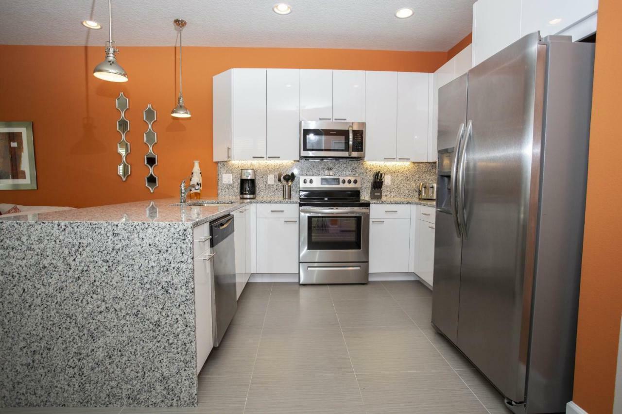 New And Modern Villa Near Disneyオーランド エクステリア 写真